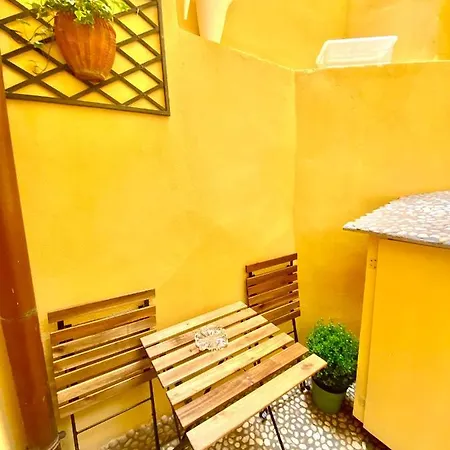 Alice Smart Apartman