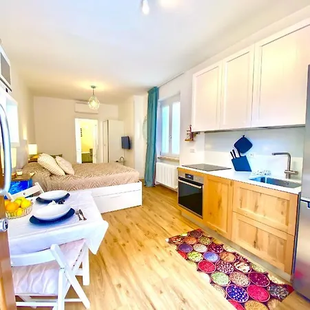 Апартаменты Alice Smart Бардолино